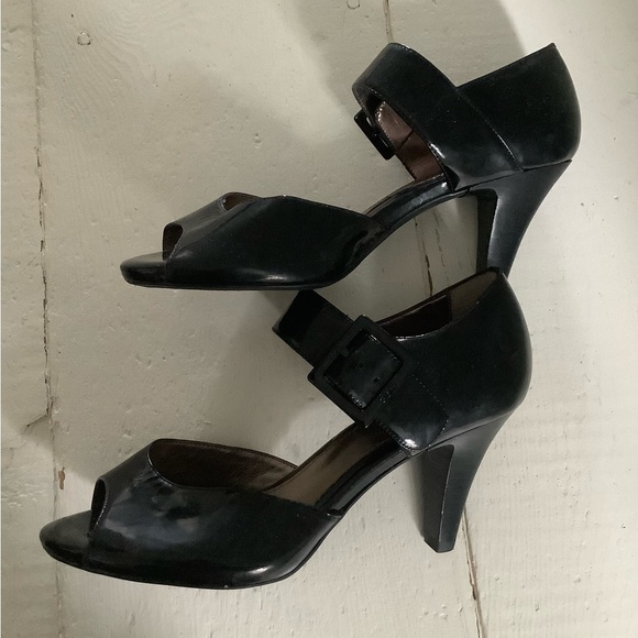 Söfft new peep toe patent leather shoes - Picture 2 of 5